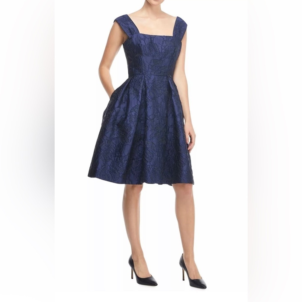 Gal Meets Glam Annabelle Satin Jacquard Dress Formal Cocktail Blue Size 8 EUC